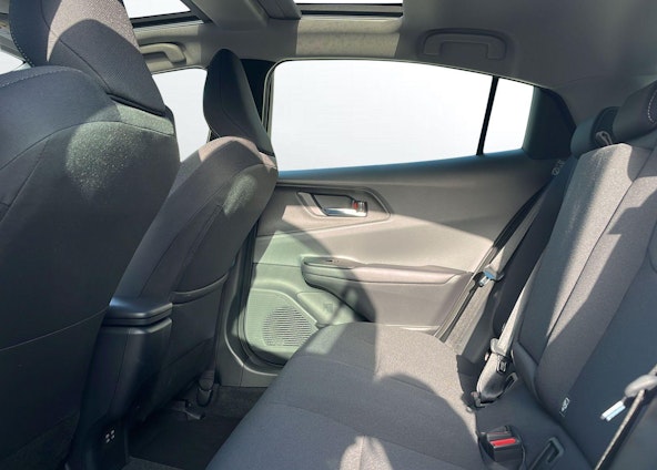 Vehicle image 8 Vehicle image 8