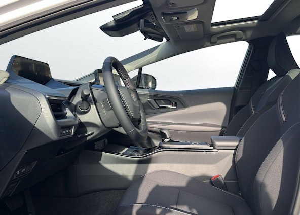 Vehicle image 17 Vehicle image 17