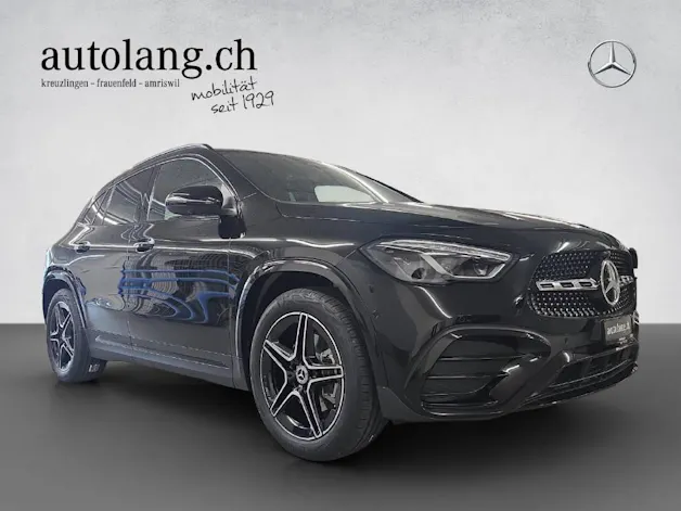 Mercedes-Benz GLA 200 AMG Line Night Star