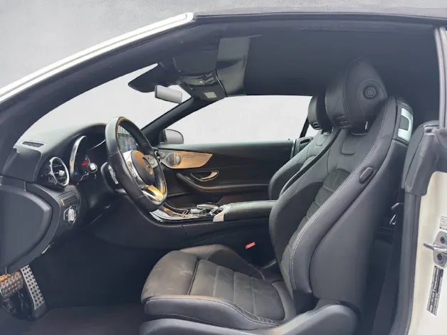 Mercedes-Benz C 200 AMG Line Cabriolet