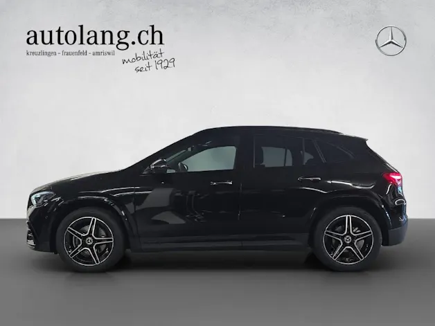 Mercedes-Benz GLA 200 AMG Line Night Star