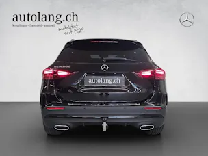 Mercedes-Benz GLA 200 AMG Line Night Star