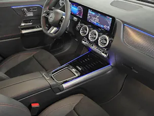 Mercedes-Benz GLA 200 AMG Line Night Star