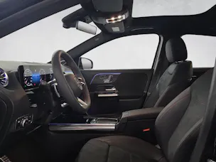 Mercedes-Benz GLA 200 AMG Line Night Star