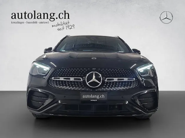 Mercedes-Benz GLA 200 AMG Line Night Star
