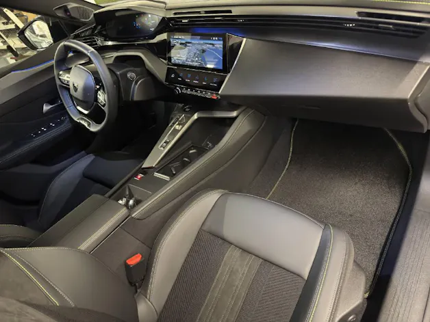 Peugeot 308 SW 1.6 PHEV 195 GT