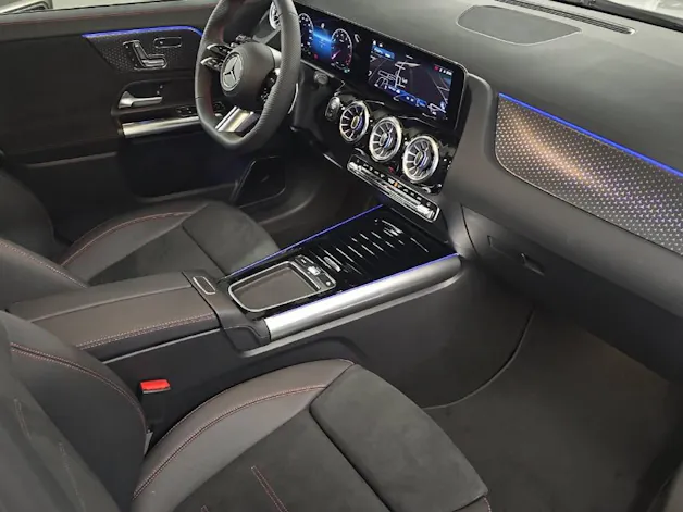 Mercedes-Benz GLA 250 AMG Line 4Matic Swiss Star