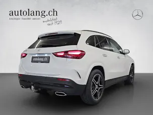Mercedes-Benz GLA 200 AMG Line Night Star