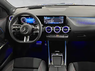 Mercedes-Benz GLA 200 AMG Line Night Star