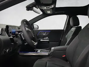 Mercedes-Benz GLA 200 AMG Line Night Star