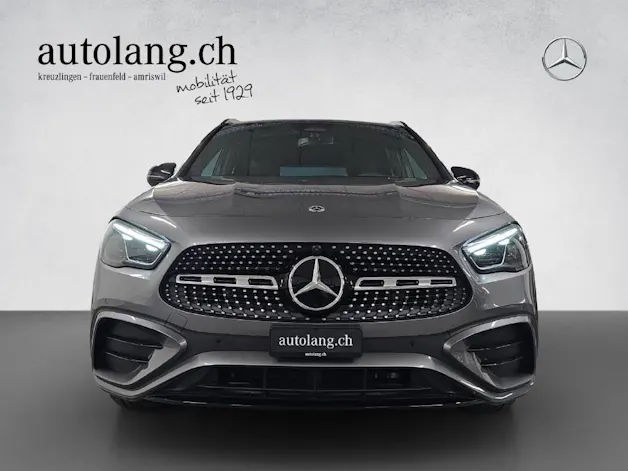 Mercedes-Benz GLA 200 AMG Line Night Star