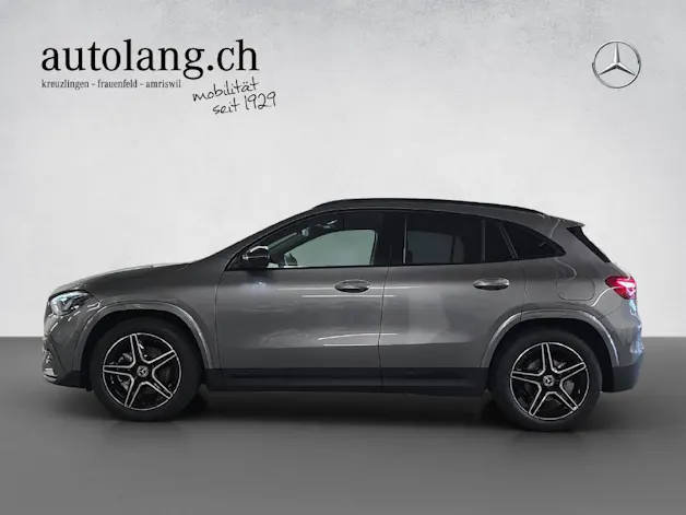 Mercedes-Benz GLA 200 AMG Line Night Star