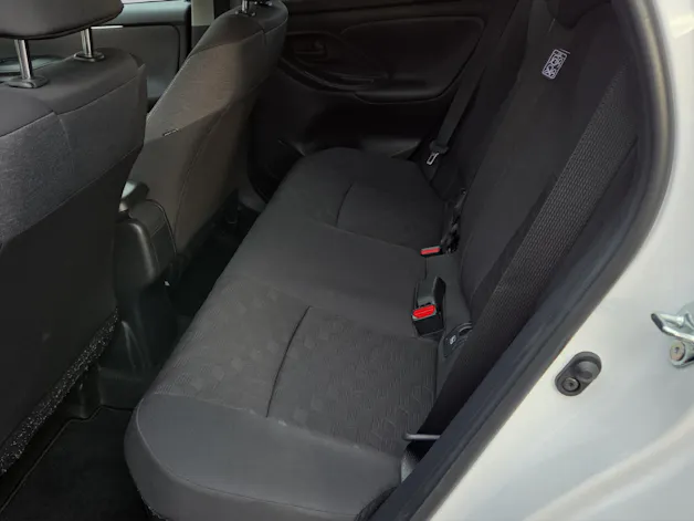 Toyota Yaris 1.5 VVT-i HSD Trend