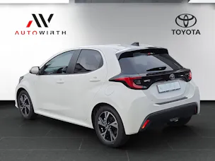Toyota Yaris 1.5 VVT-i HSD Trend