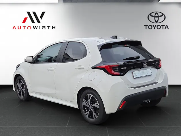 Toyota Yaris 1.5 VVT-i HSD Trend