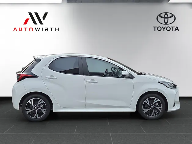 Toyota Yaris 1.5 VVT-i HSD Trend