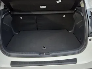 Toyota Yaris 1.5 VVT-i HSD Trend