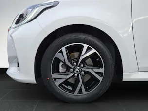 Toyota Yaris 1.5 VVT-i HSD Trend