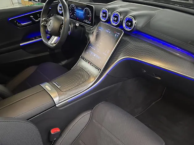 Mercedes-Benz C 300 de AMG Line 4Matic T- Modell