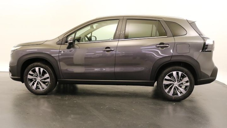 Vehicle image SUZUKI S-CROSS