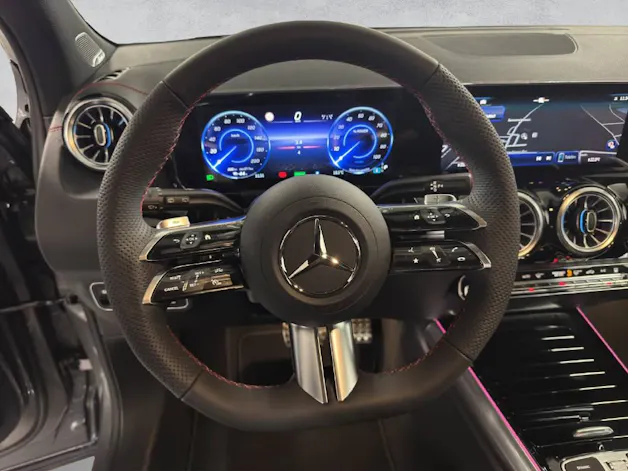 Mercedes-Benz EQA 350 AMG Line 4Matic Excellence Edition