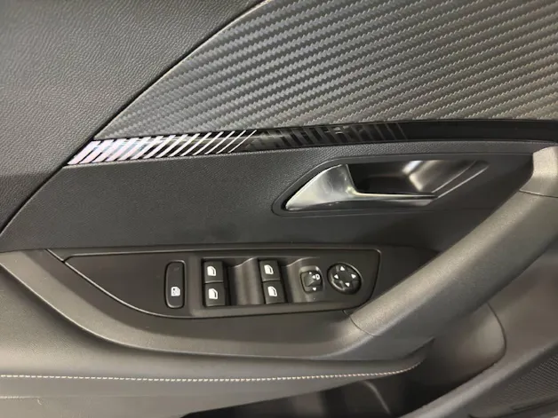 Peugeot 2008 Allure Premium Hybrid