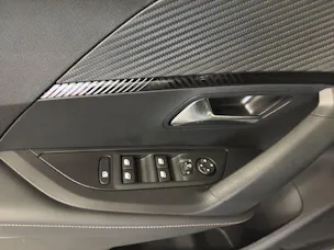 Peugeot 2008 Allure Premium Hybrid