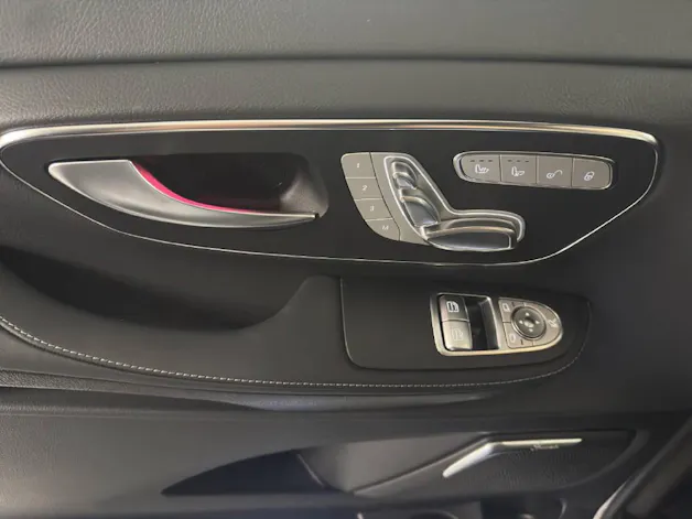 Mercedes-Benz V 300 d Exclusive Swiss Edition 4Matic Lang