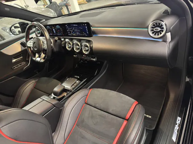 Mercedes-Benz A 35 AMG 4Matic