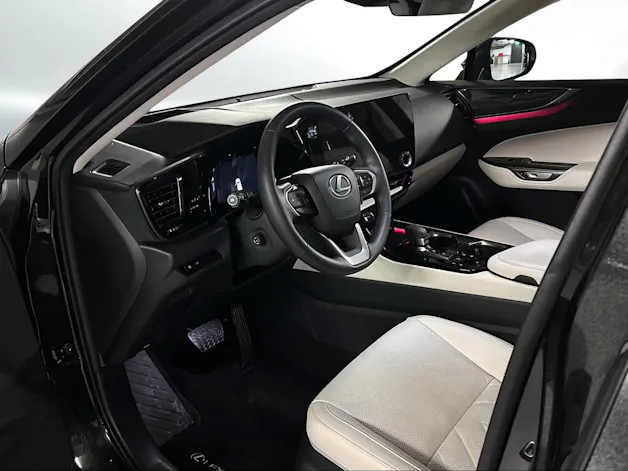 Lexus NX 450h+ Comfort