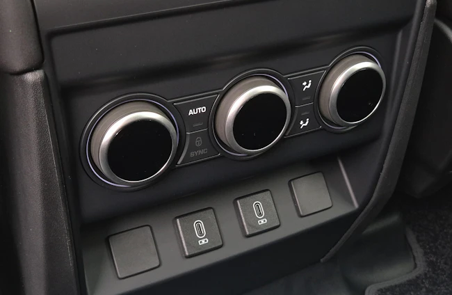 Fahrzeugbild 9 Fahrzeugbild 9