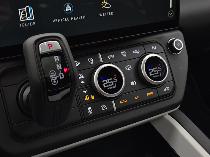 Fahrzeugbild LAND ROVER DEFENDER