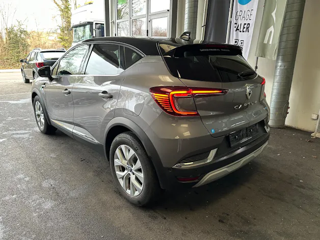 Renault Captur 1.6 E-Tech Plug-in Intens