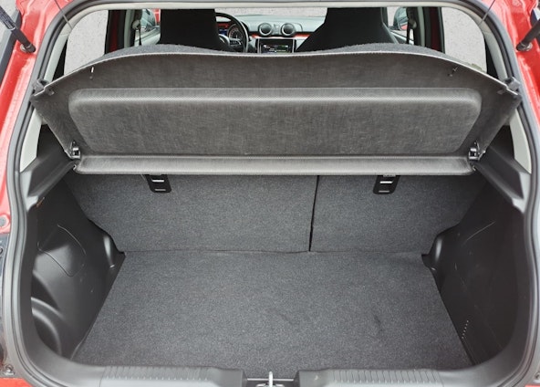 Vehicle image 18 Vehicle image 18