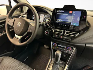 Suzuki S-Cross 1.4 T Sakura Top Hybrid 4x4