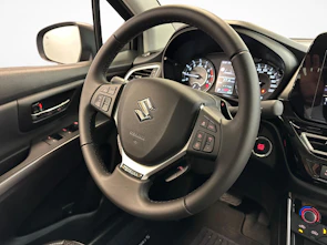 image du véhicule SUZUKI S-Cross 1.4 T Sakura Top Hybrid 4x4