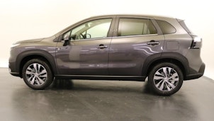 Vehicle image SUZUKI S-Cross 1.4 T Sakura Top Hybrid 4x4