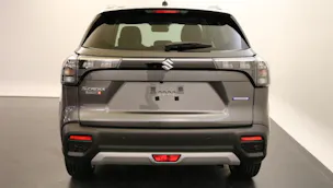 Suzuki S-Cross 1.4 T Sakura Top Hybrid 4x4