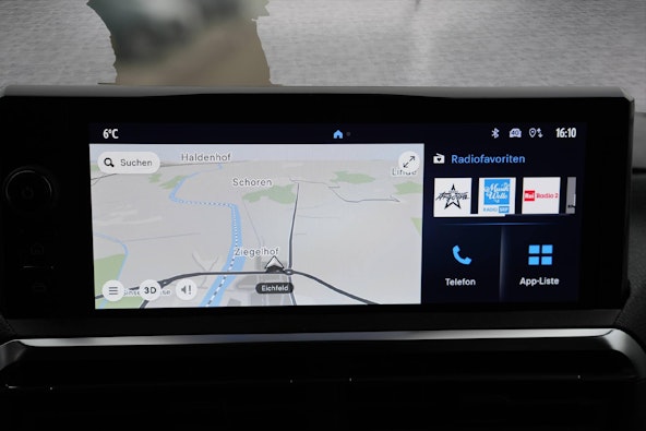 Vehicle image 8 Vehicle image 8