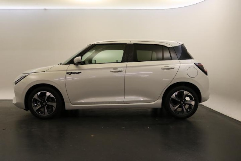 immagine del veicolo SUZUKI SWIFT