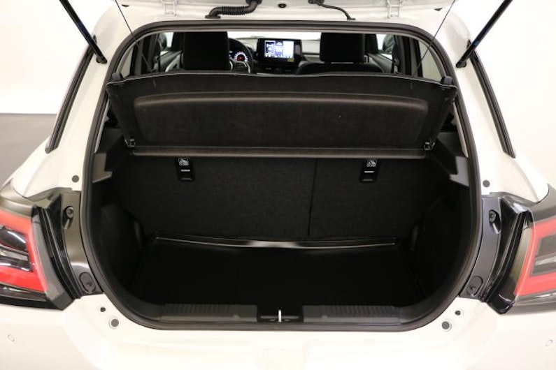 Fahrzeugbild SUZUKI SWIFT