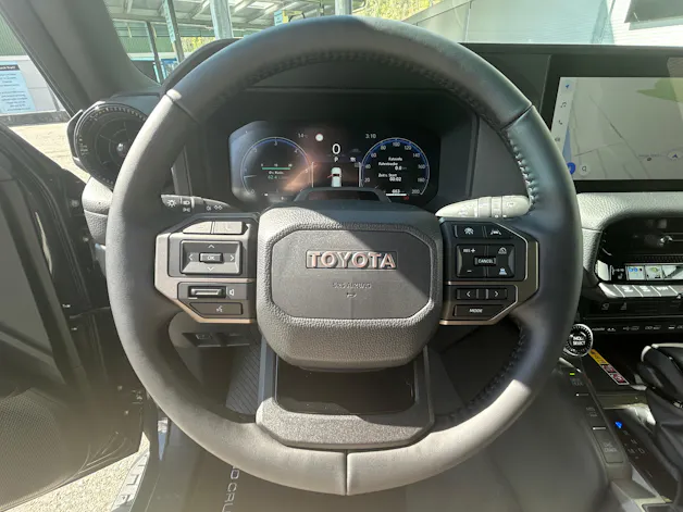 Toyota Land Cruiser 2.8 D 48V Style