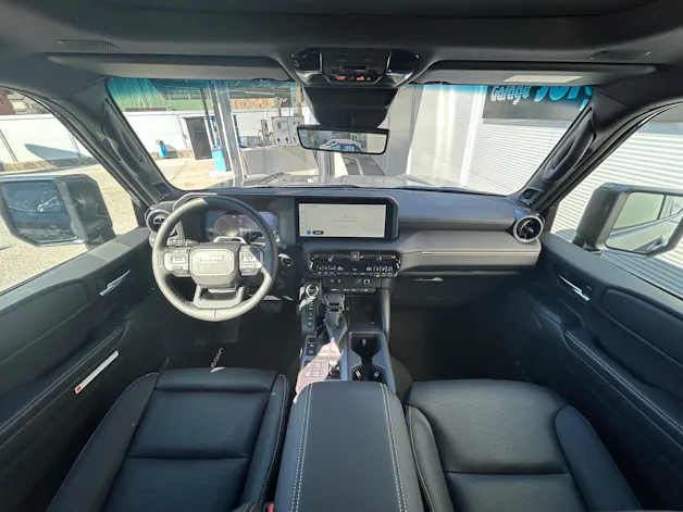 Toyota Land Cruiser 2.8 D 48V Invincible