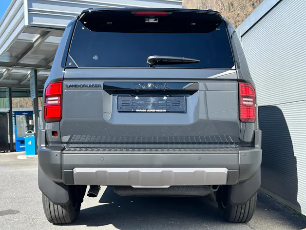 Toyota Land Cruiser 2.8 D 48V Invincible