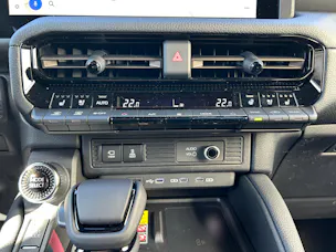Toyota Land Cruiser 2.8 D 48V Invincible
