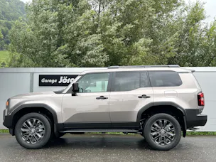 Toyota Land Cruiser 2.8 D 48V Invincible
