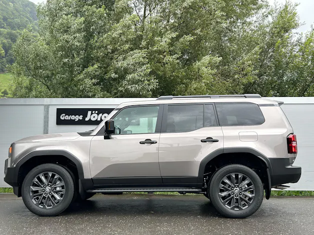 Toyota Land Cruiser 2.8 D 48V Invincible