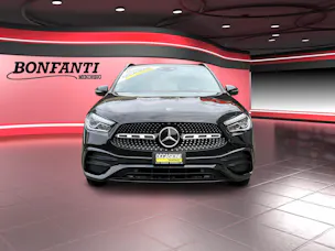 Mercedes-Benz GLA 200 AMG Line