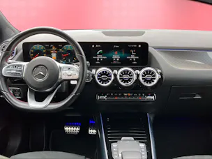 Mercedes-Benz GLA 200 AMG Line