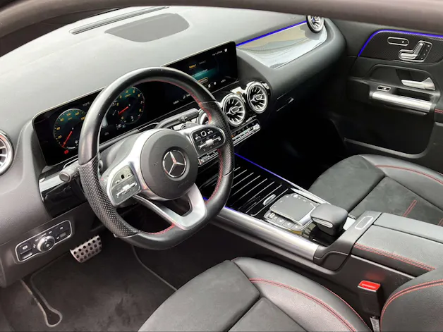 Mercedes-Benz GLA 200 AMG Line